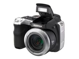 FUJIFILM выпускает FinePix S8000fd, 8-Мп широкоугольную камеру с 18-кратным (!) зумом