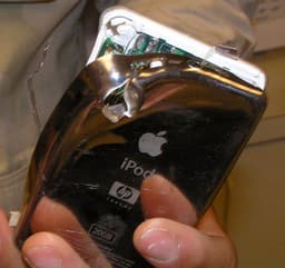 iPod спас жизнь американскому пехотинцу