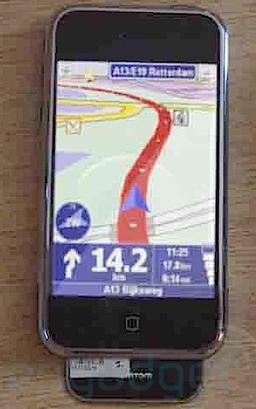 TomTom выпустит GPS-модуль для iPhone?