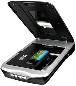 Epson V500 Photo: сканер с белой светодиодной подсветкой