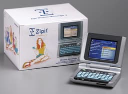 Zipit Wireless Messenger 2 — новая версия компактного устройства для обмена текстовыми сообщениями