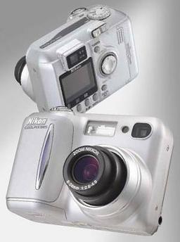 Nikon Coolpix 885