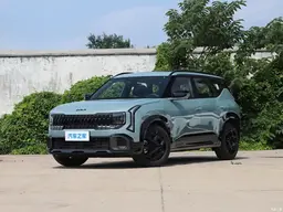Новый Kia Seltos представлен в Китае: 200 л.с., «автомат», акустика Bose — за 150 тыс. юаней (1,9 млн рублей)