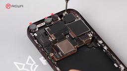 iPhone 18 Pro не прожил и дня: новый флагман Apple уже полностью разобрали