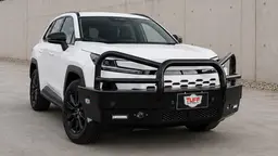 RAV4 стал похож на броневик — популярный кроссовер получил брутальный тюнинг