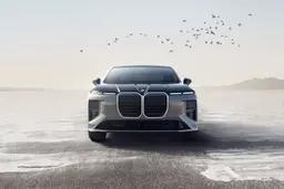 В Россию привезли обновленные BMW 7 серии (G70) — от 24,8 млн рублей