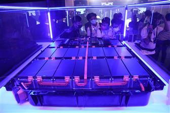Foxconn разрабатывает аккумуляторы для электромобилей, фото 1