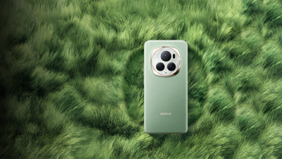 В России стартовали продажи пятикратного чемпиона Honor Magic6 Pro: скидка 20 тысяч рублей и умные часы в подарок