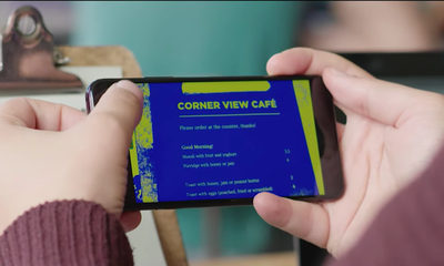 Как приложение PocketVision для смартфонов Honor помогает людям с плохим зрением