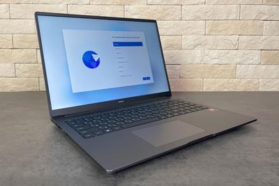 Honor MagicBook X16 Plus 2024 (BRI-721) на AMD Ryzen 7 8845HS: