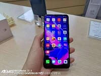 Honor 10i оказался совершенно новым смартфоном. Первые живые фото и характеристики