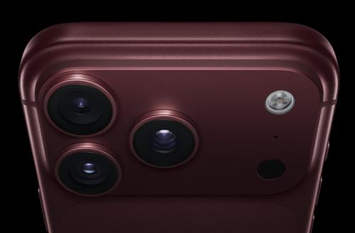 За первый день продаж китайцы купили более 320 тысяч iPhone 18 Pro и iPhone 18 Pro Max — новинки популярнее iPhone 17 Pro
