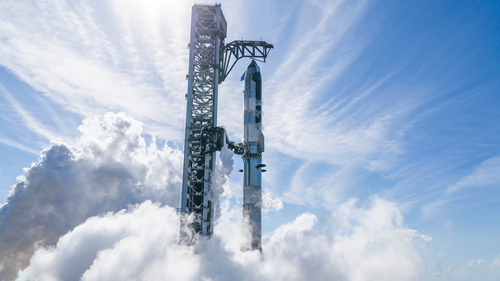 Starship отправляется в исторический полет: впервые корабль должен выйти на орбиту. Трансляция начнётся в 14:38 мск