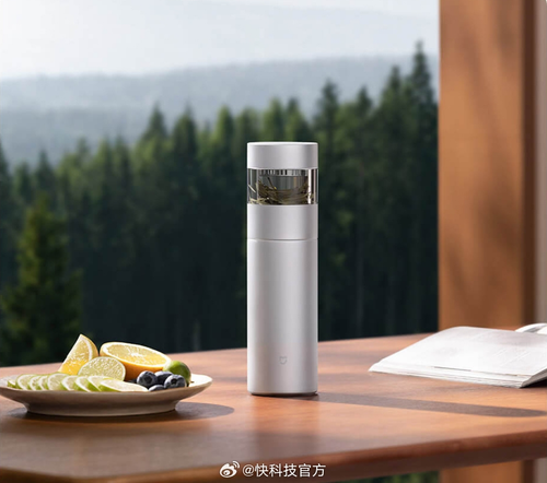 Xiaomi создала титановый термос с регулировкой крепости и автоматическим разделением чая и воды