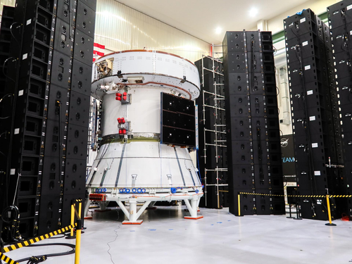 Космос 4K: на лунный корабль Orion установили Starlink