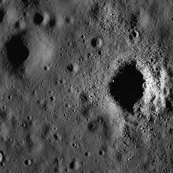 Новый кратер на Oceanus Procellarum. Источник: NASA/GSFC / Arizona State University