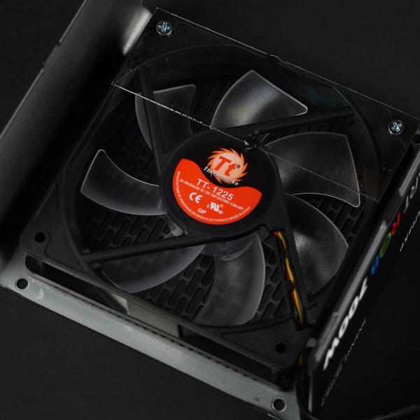 Бюджетный блок питания Thermaltake Smart RGB 700W:, фото 6