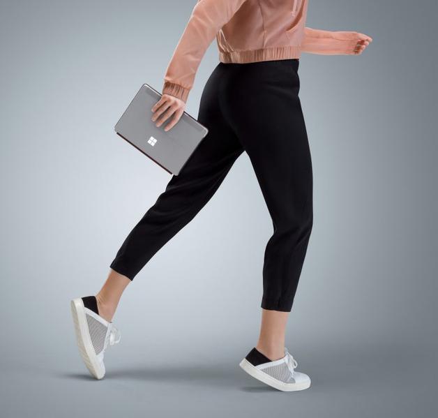 Microsoft представила дешёвый планшет Surface Go, фото 1