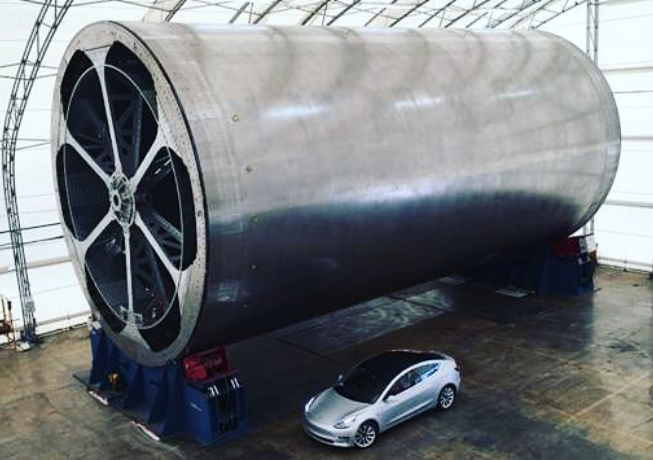 Фото дня: оснастка для изготовления корпуса ракеты SpaceX BFR, фото 1