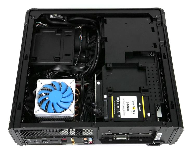 Корпус SilverStone Fortress FTZ01 для построения HTPC:, фото 10