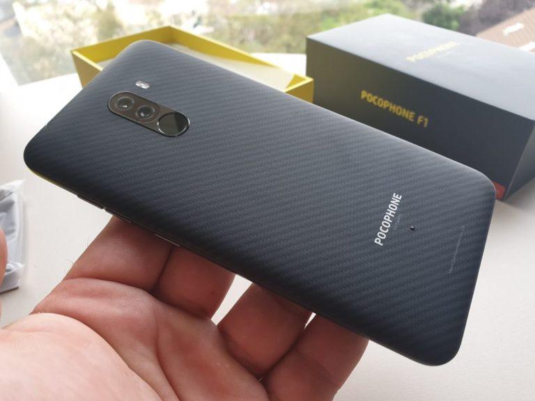 Кевларовый смартфон Xiaomi Pocophone F1 поступил в продажу, фото 1