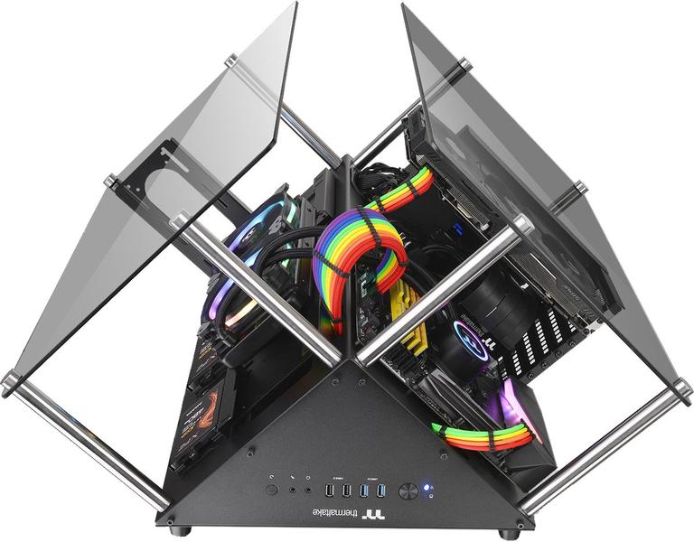 Видеообзор Thermaltake Core P90 Tempered Glass Edition:, фото 2