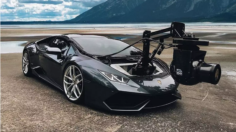 Lamborghini Huracam называют самой быстрой камерой на колесах в мире