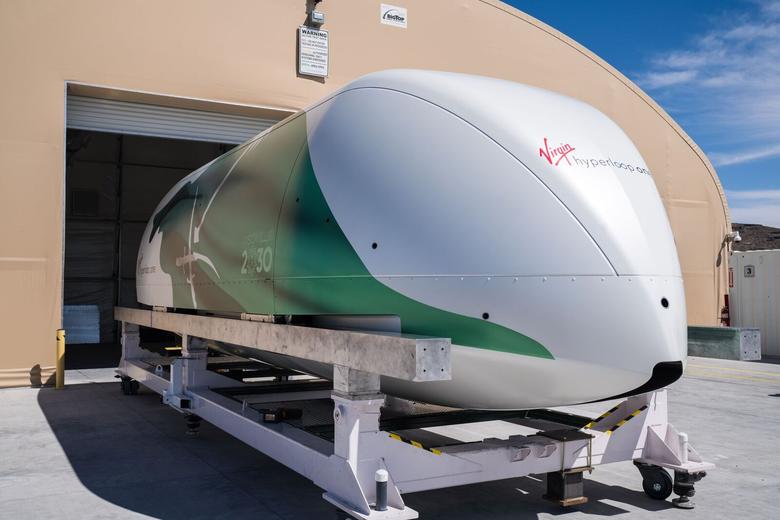Virgin Hyperloop One показала капсулу Hyperloop Pod, а также, возможно, указала примерную дату запуска первой полноценной линии, фото 2