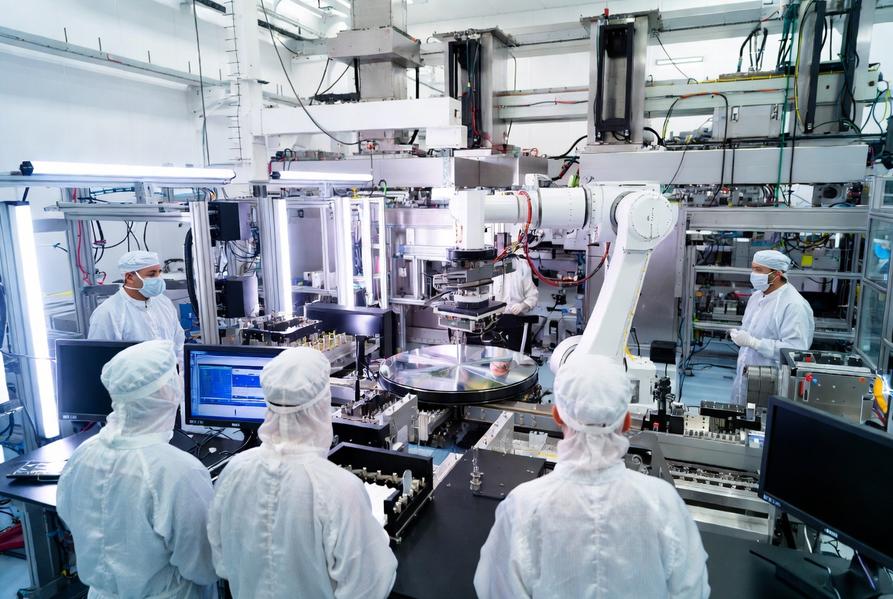 Bosch впервые в истории начинает выпуск микросхем в США