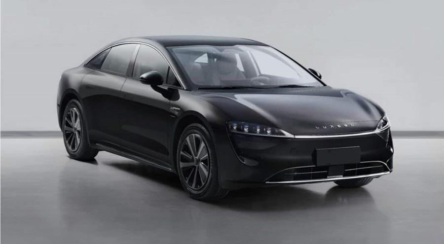 Люксовый седан Luxeed S7 совместной разработки Chery и Huawei