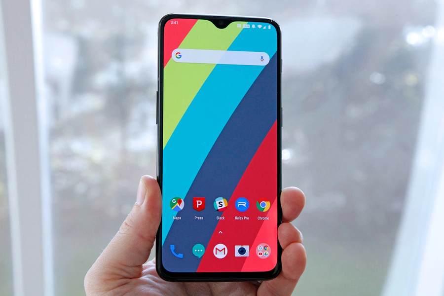 Обновление для OnePlus 6T улучшает камеру и автономность смартфона, фото 1