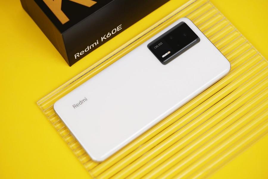 Это Redmi K60E: появились живые фото смартфона и комплекта поставки, фото 2