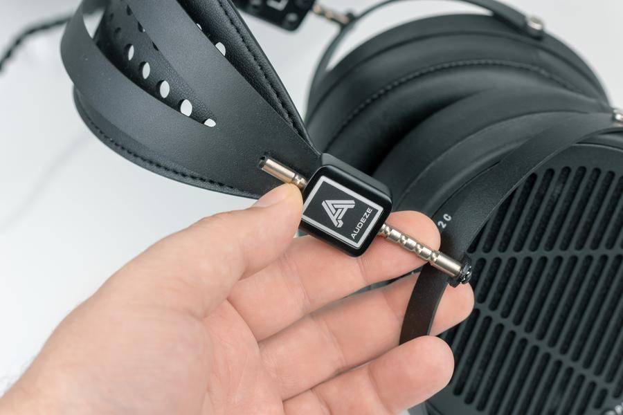 Планарно-магнитные наушники Audeze LCD2 Classic:, фото 4