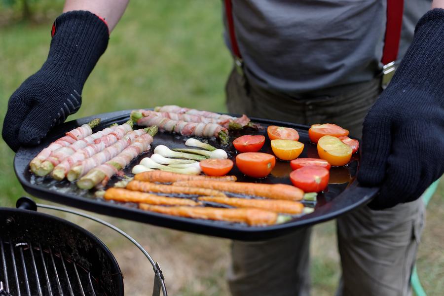Сферический угольный гриль Weber Master-Touch Gourmet Barbeque System:, фото 68