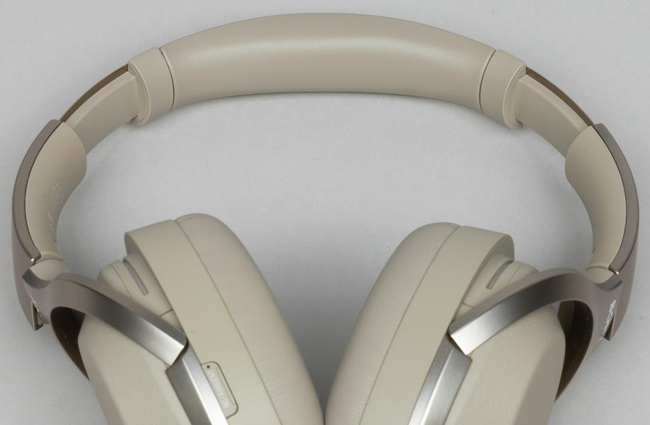 Беспроводные наушники Sony WH-1000XM2 с адаптивной системой шумоподавления:, фото 9