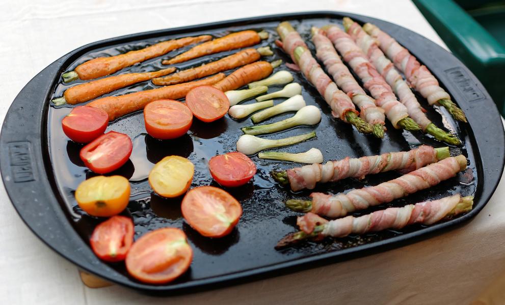 Сферический угольный гриль Weber Master-Touch Gourmet Barbeque System:, фото 69