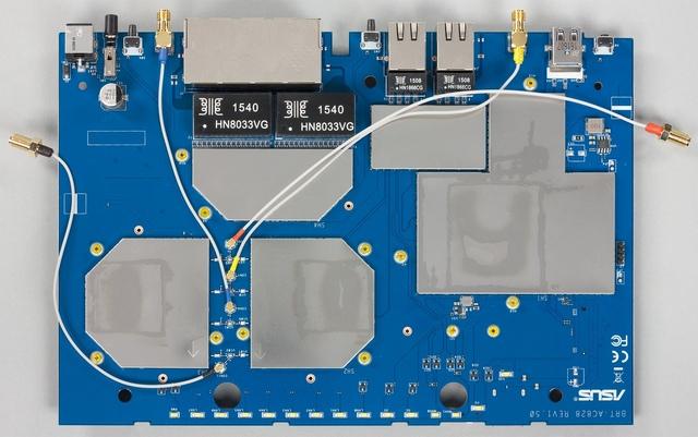 Конструкция Asus BRT-AC828 Конструкция Asus BRT-AC828