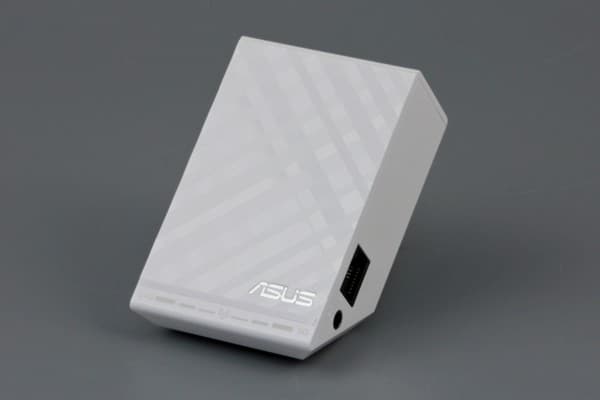 Внешний вид Asus RP-N53 Внешний вид Asus RP-N53