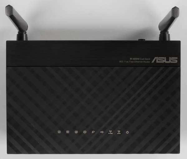Внешний вид Asus RT-AC51U Внешний вид Asus RT-AC51U