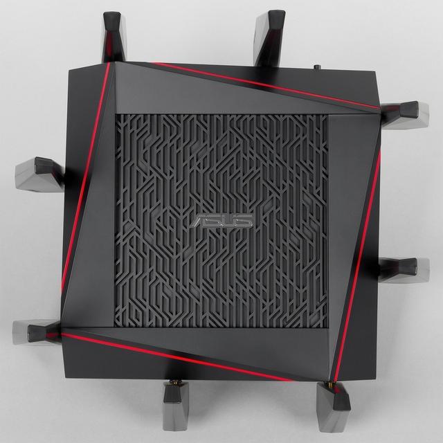 Внешний вид Asus RT-AC5300 Внешний вид Asus RT-AC5300