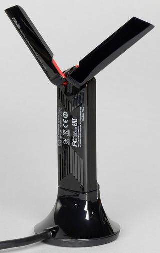 Внешний вид Asus USB-AC68 Внешний вид Asus USB-AC68