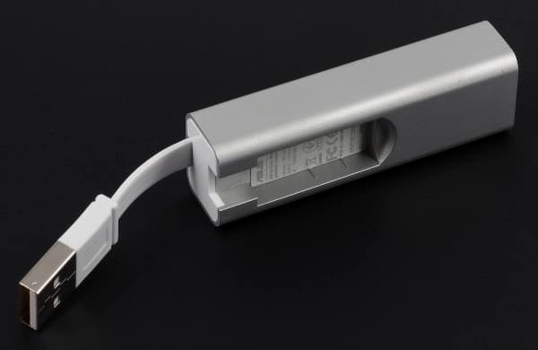Внешний вид роутера ASUS WL-330NUL Внешний вид роутера ASUS WL-330NUL