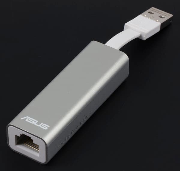 Внешний вид роутера ASUS WL-330NUL Внешний вид роутера ASUS WL-330NUL