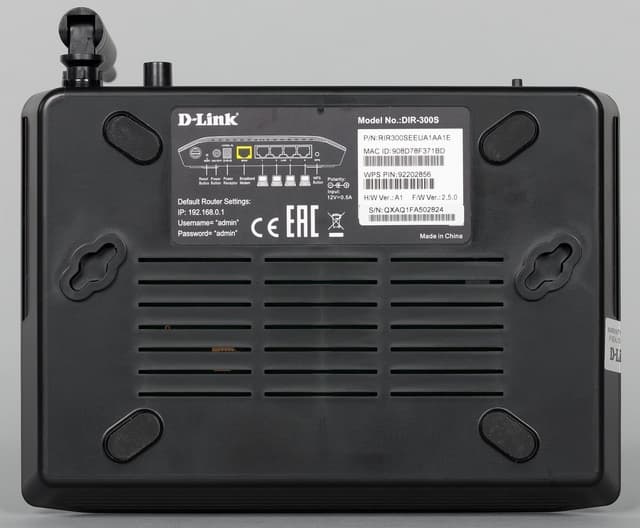 Внешний вид D-Link DIR-300S Внешний вид D-Link DIR-300S