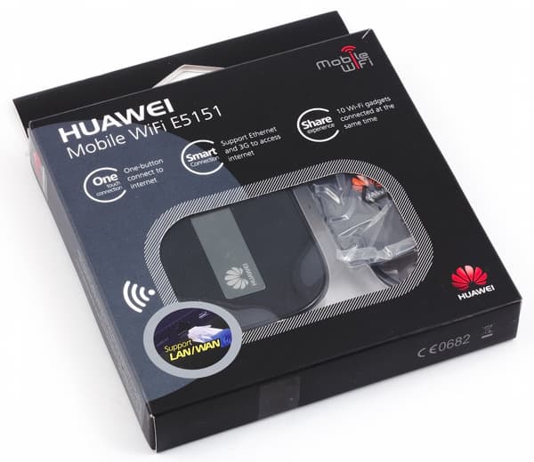 Упаковка роутера Huawei E5151