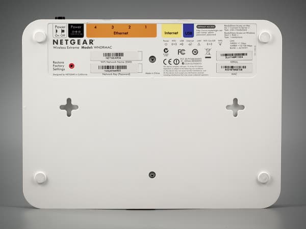 Внешний вид беспроводного роутера Netgear WNDRMAC Внешний вид беспроводного роутера Netgear WNDRMAC