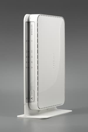 Внешний вид беспроводного роутера Netgear WNDRMAC Внешний вид беспроводного роутера Netgear WNDRMAC