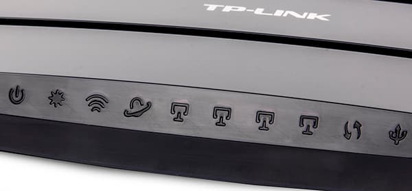 Внешний вид TP-Link TL-WR1045ND Внешний вид TP-Link TL-WR1045ND
