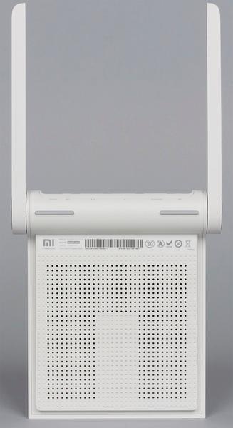 Внешний вид Xiaomi Mi Wi-Fi Mini Внешний вид Xiaomi Mi Wi-Fi Mini