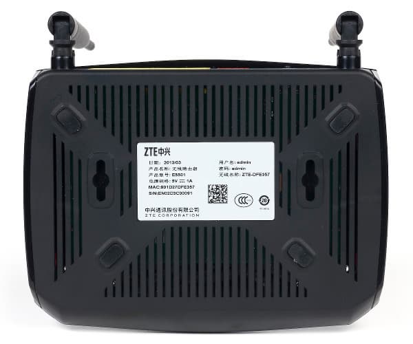Внешний вид ZTE E5501 Внешний вид ZTE E5501